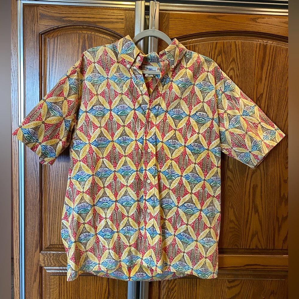 Reyn Spooner Hawaiian Print Button Down Short Sleeve Shirt - Men’s Size L